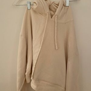 WSLY cropped beige sweater